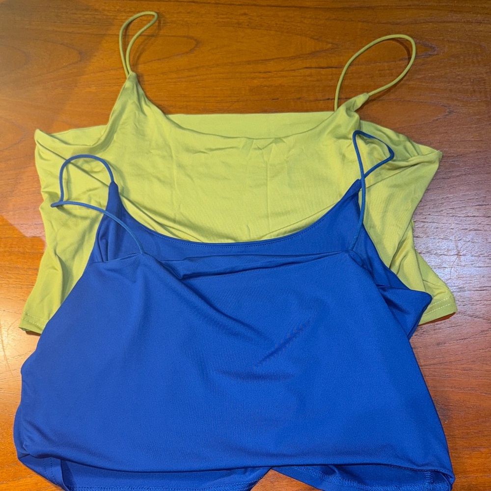 Set of Two Double Layer Cropped Camis with Spaghetti Straps - XXL